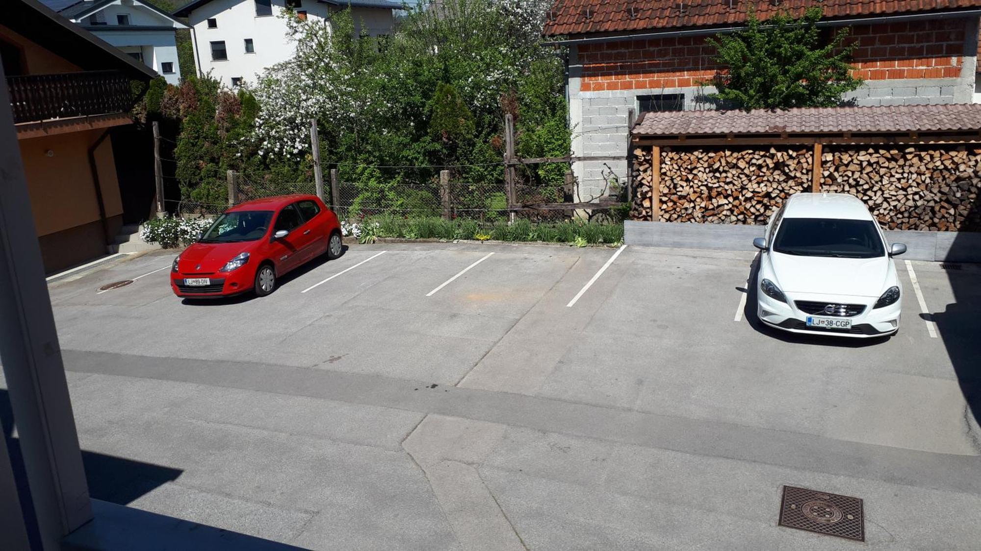 Helena Lägenhet Trzin Exteriör bild